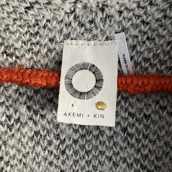 Eyelash Knit Fall Poncho from Anthropologie EUC - Picture 3 of 13
